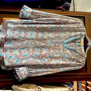 Women’s top, brand: democracy, size large